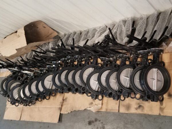 Cartridge Rubber Seated Butterfly Valve in WCB - Image 4