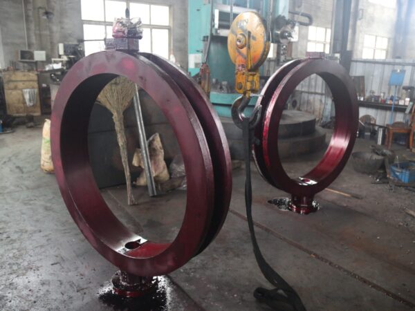 Standard U Section Double Flange Butterfly Valve - Image 4