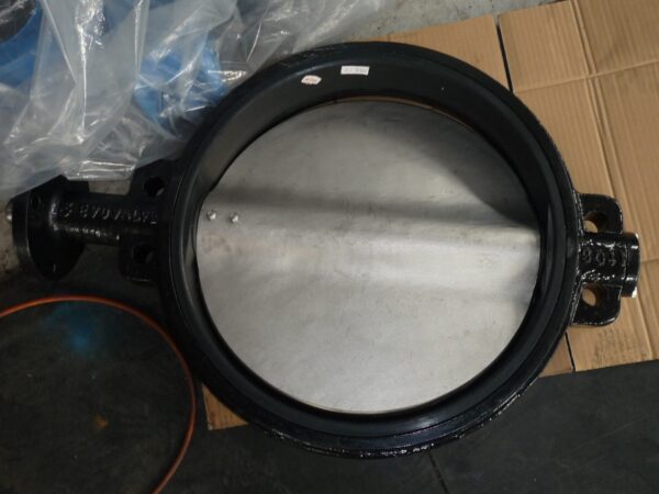 Standard U Section Double Flange Butterfly Valve - Image 2