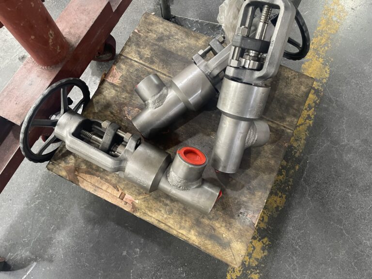 a182-f22-y-pattern-globe-valve